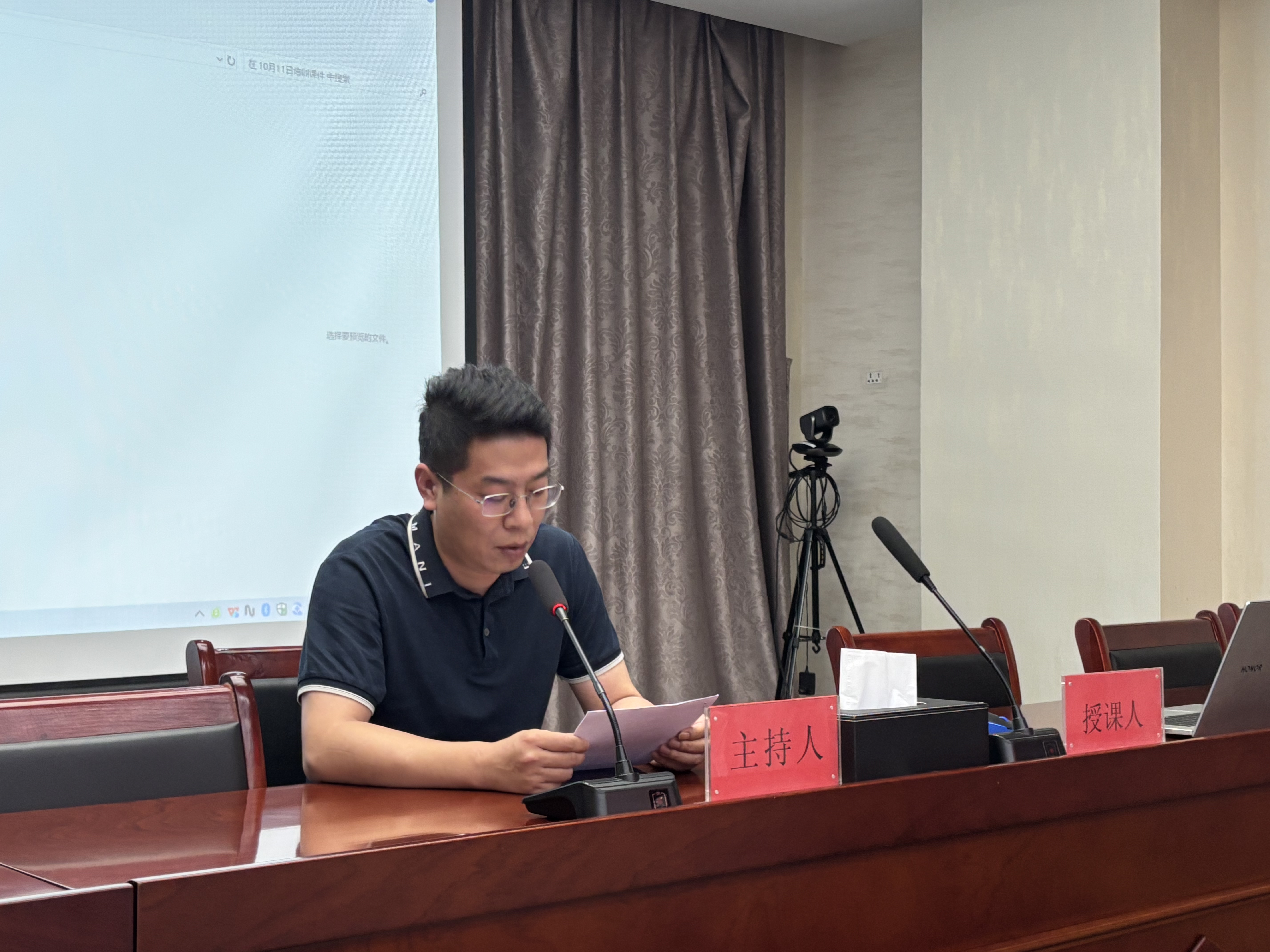 eef42578a3cb746cf9834f67156fb41.jpg eef42578a3cb746cf9834f67156fb41.jpg